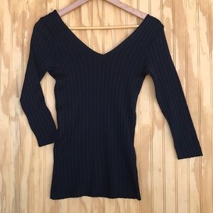 Stretchy 3/4 Sleeve Skin Tight V Neck Shirt